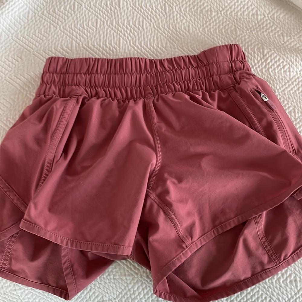 Lulu tracker shorts